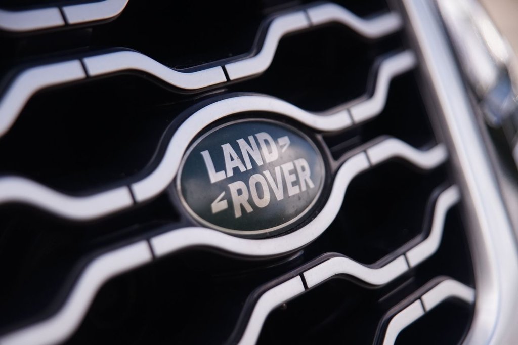 Used Land Rover Range Rover Velar 2017 for sale - 75961901: Photo 34