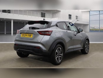 Used Nissan Juke 2024 for sale - 76119312: Photo 2