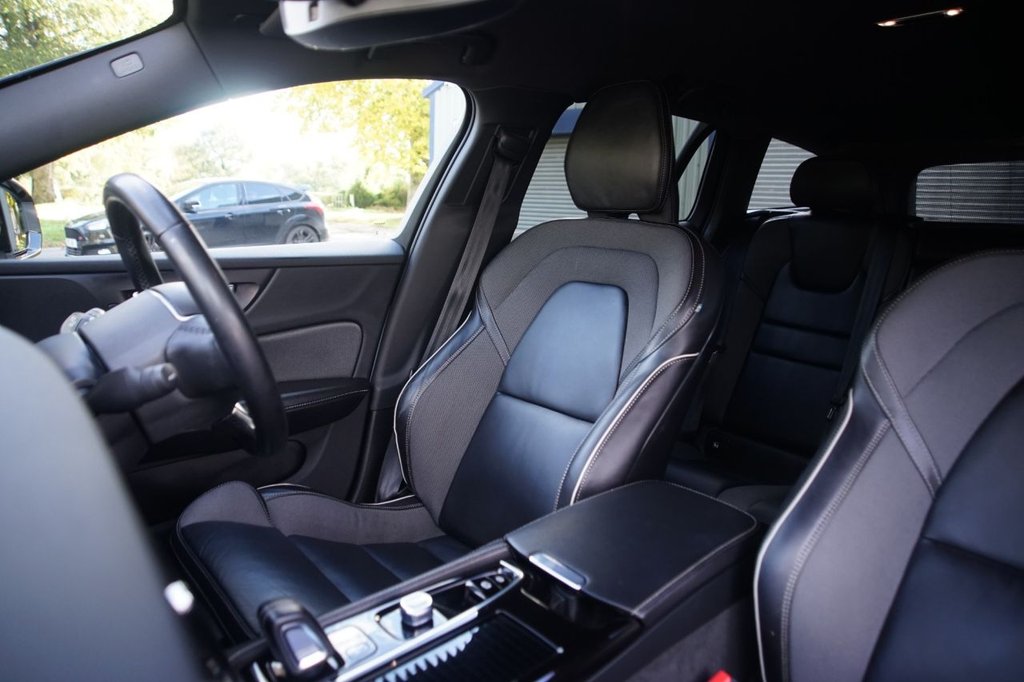 Used Volvo V60 2021 for sale - 76132918: Photo 24