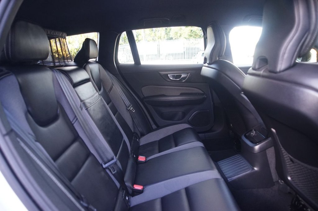 Used Volvo V60 2021 for sale - 76132918: Photo 30
