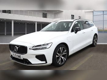 Used Volvo V60 2021 for sale - 76132918: Photo 4