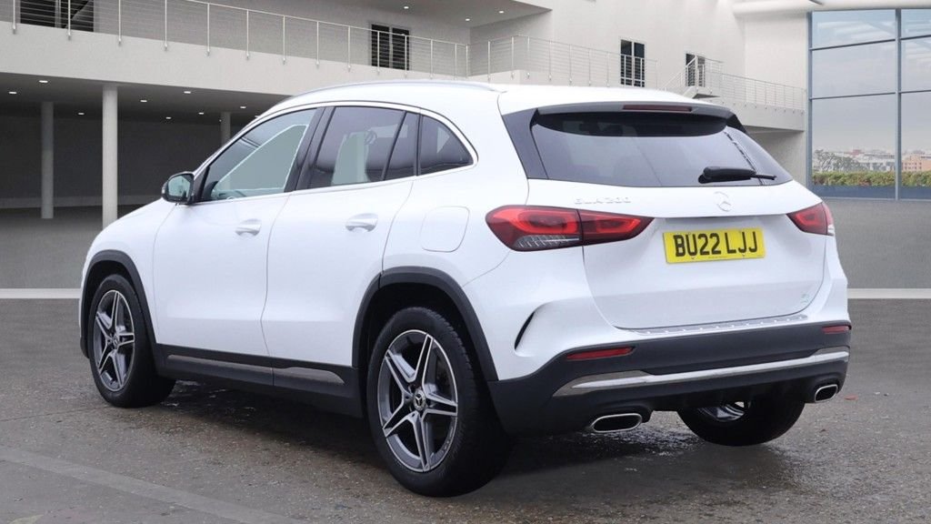 Used Mercedes-Benz GLA 2022 for sale - 76417727: Photo 3