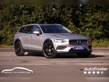Used Volvo V60 Cross Country 2021 for sale - 77319464: Photo
