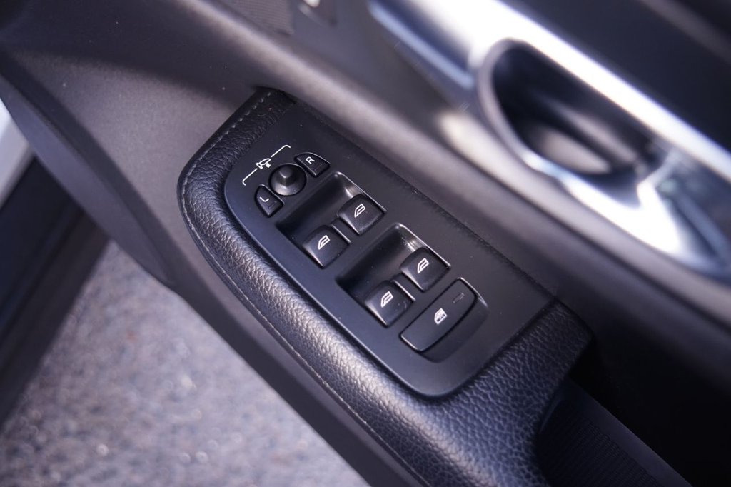 Used Volvo V60 2021 for sale - 77319464: Photo 25