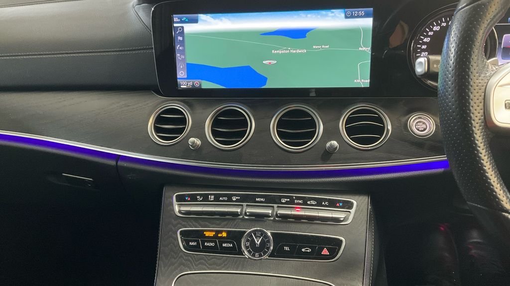 Used Mercedes-Benz E Class 2018 for sale - 77139651: Photo 10