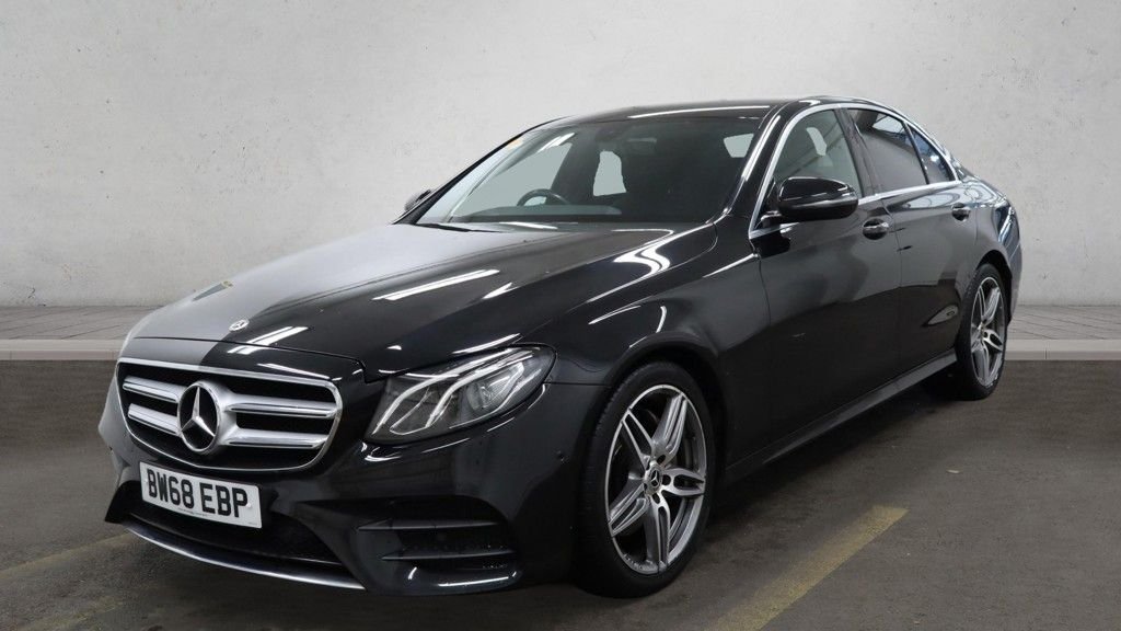 Used Mercedes-Benz E Class 2018 for sale - 77139651: Photo 4