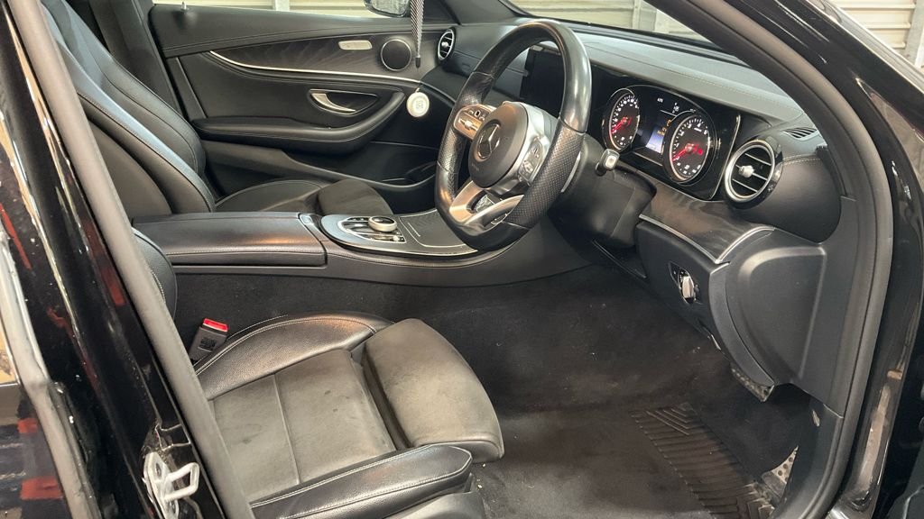 Used Mercedes-Benz E Class 2018 for sale - 77139651: Photo 7