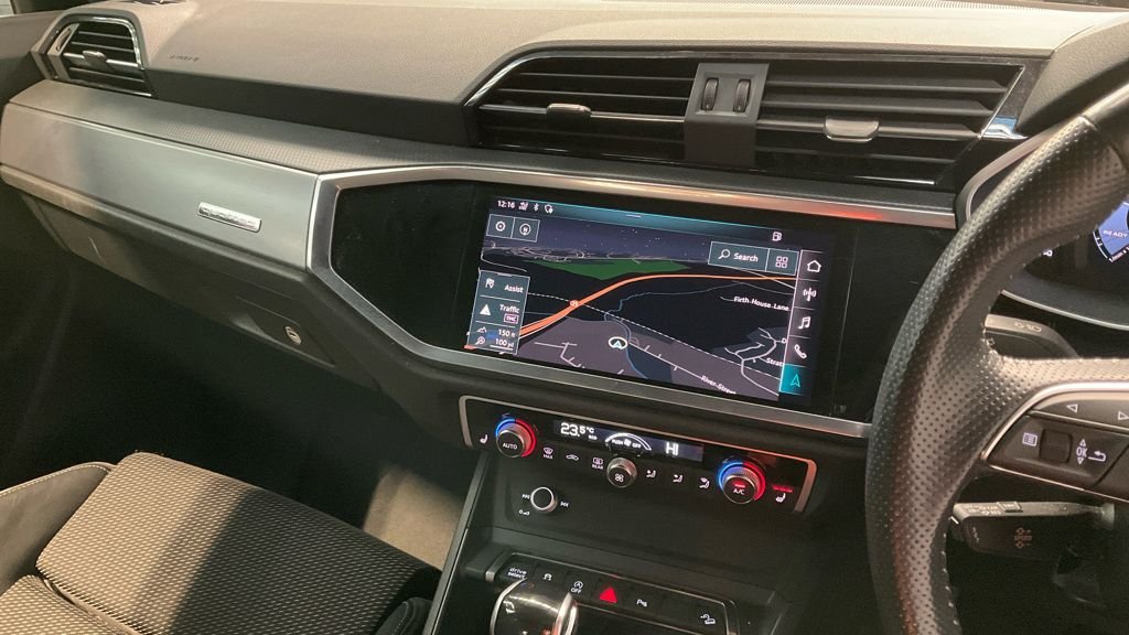 Used Audi Q3 2020 for sale - 77302460: Photo 10