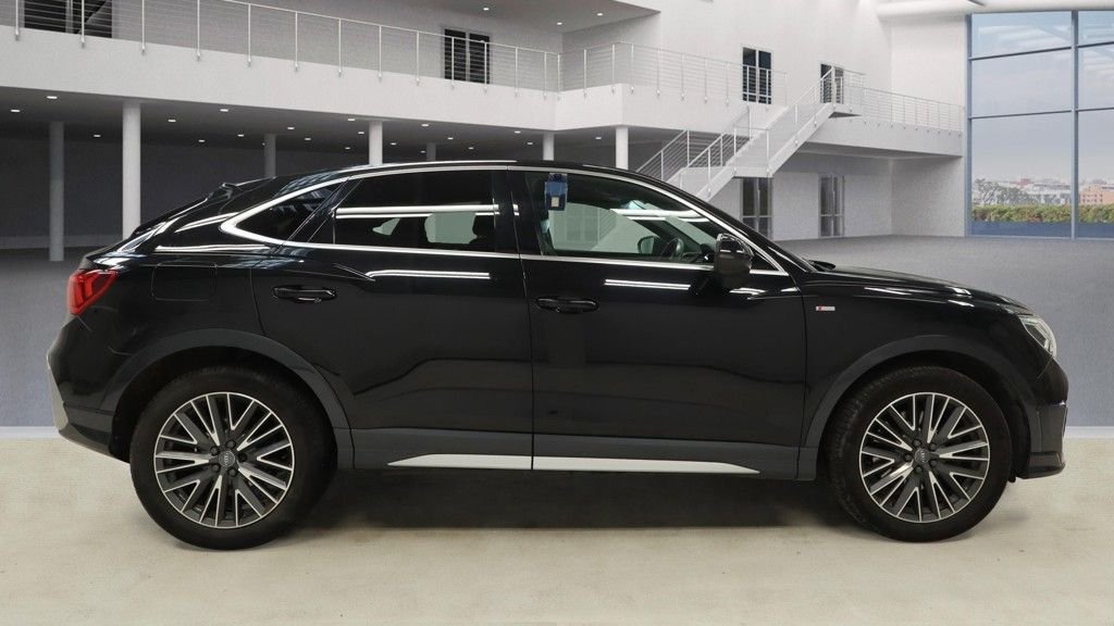 Used Audi Q3 2020 for sale - 77302460: Photo 5