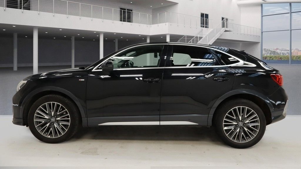 Used Audi Q3 2020 for sale - 77302460: Photo 6