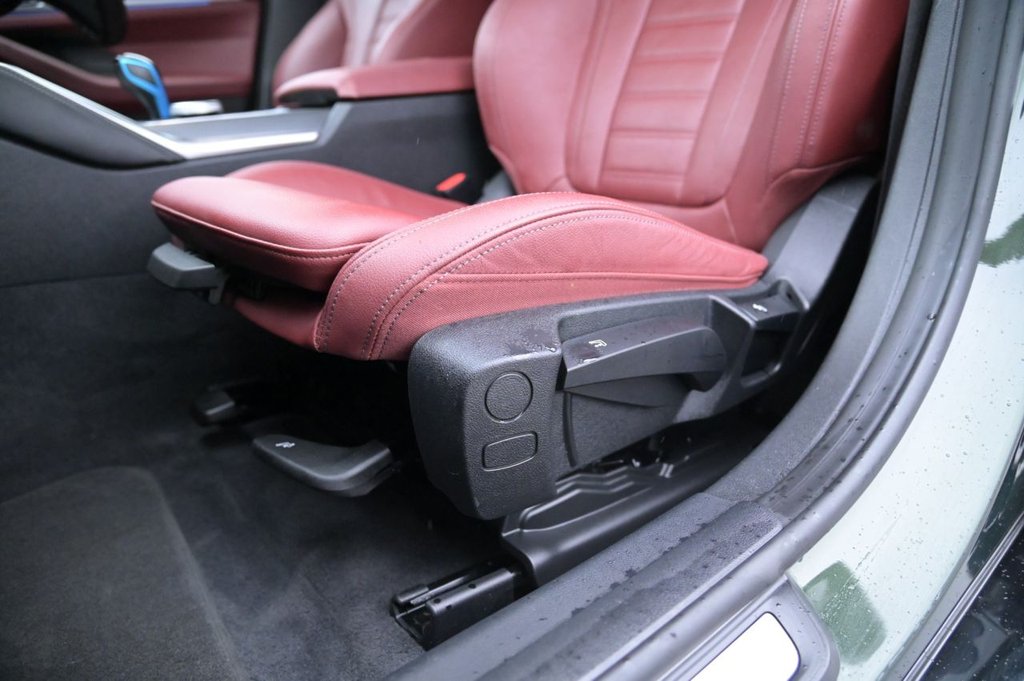 Used BMW i4 2022 for sale - 76582782: Photo 27