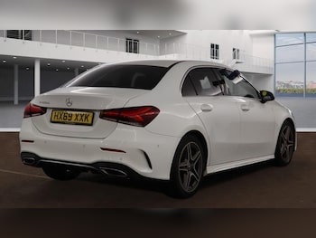 Used Mercedes-Benz A-Class 2019 for sale - 75998950: Photo 2