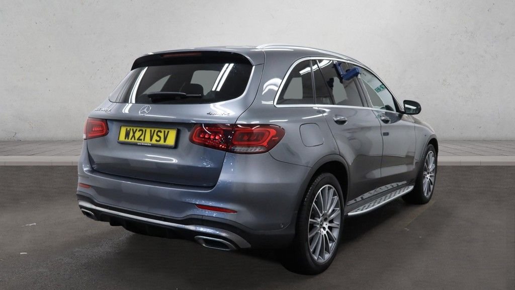 Used Mercedes-Benz GLC 2021 for sale - 76617674: Photo 2