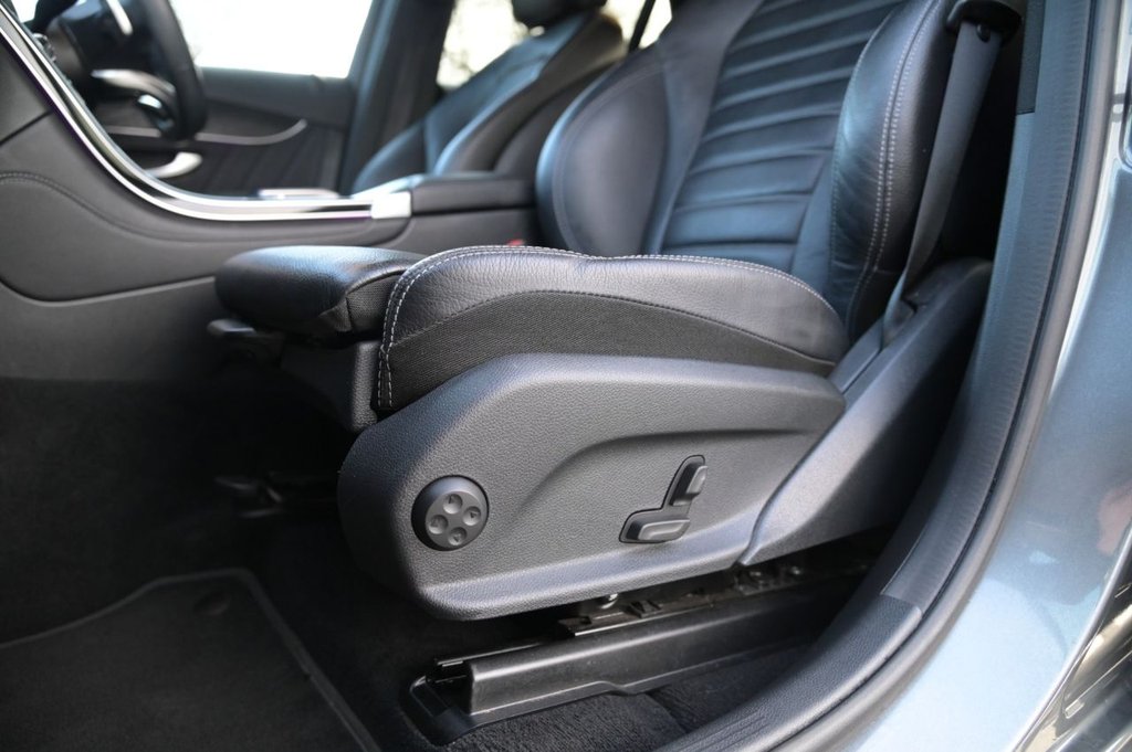 Used Mercedes-Benz GLC 2021 for sale - 76617674: Photo 24