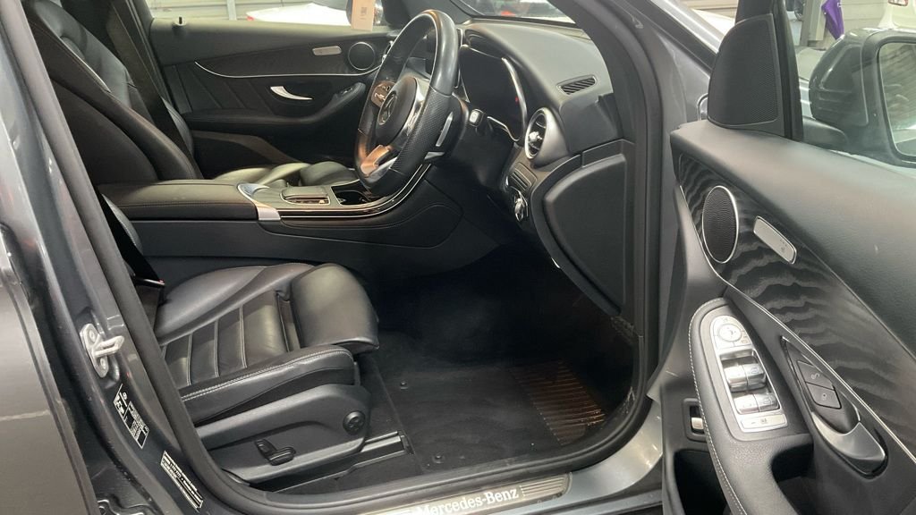 Used Mercedes-Benz GLC 2021 for sale - 76617674: Photo 7
