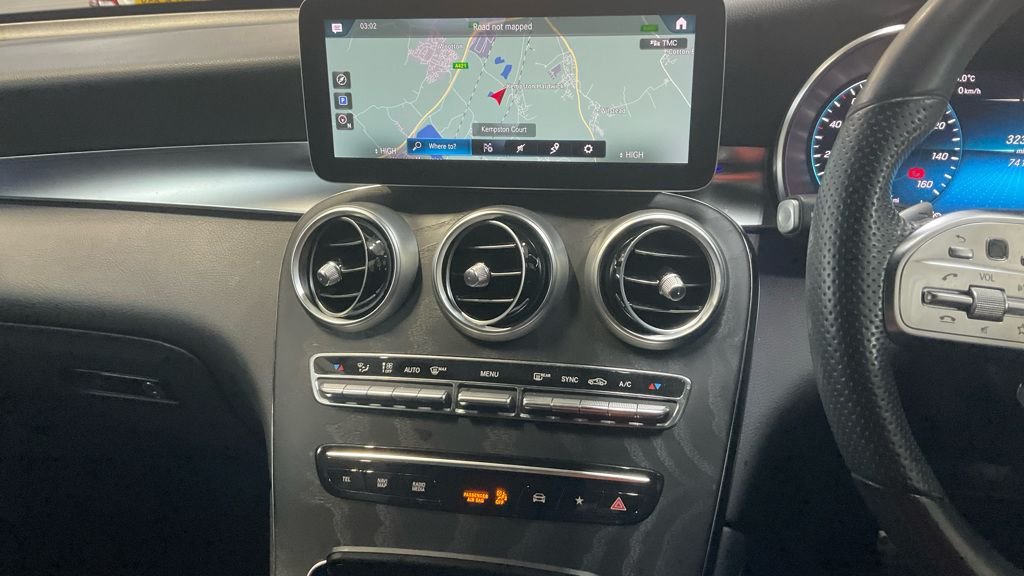 Used Mercedes-Benz GLC 2021 for sale - 76617674: Photo 9