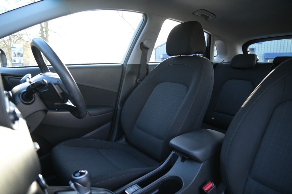 Used Hyundai KONA 2022 for sale - 76604998: Photo 22