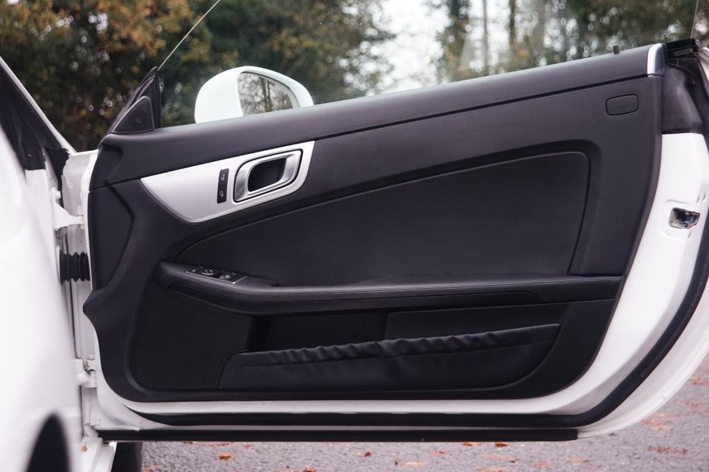 Used Mercedes-Benz SLC 2019 for sale - 76417860: Photo 26