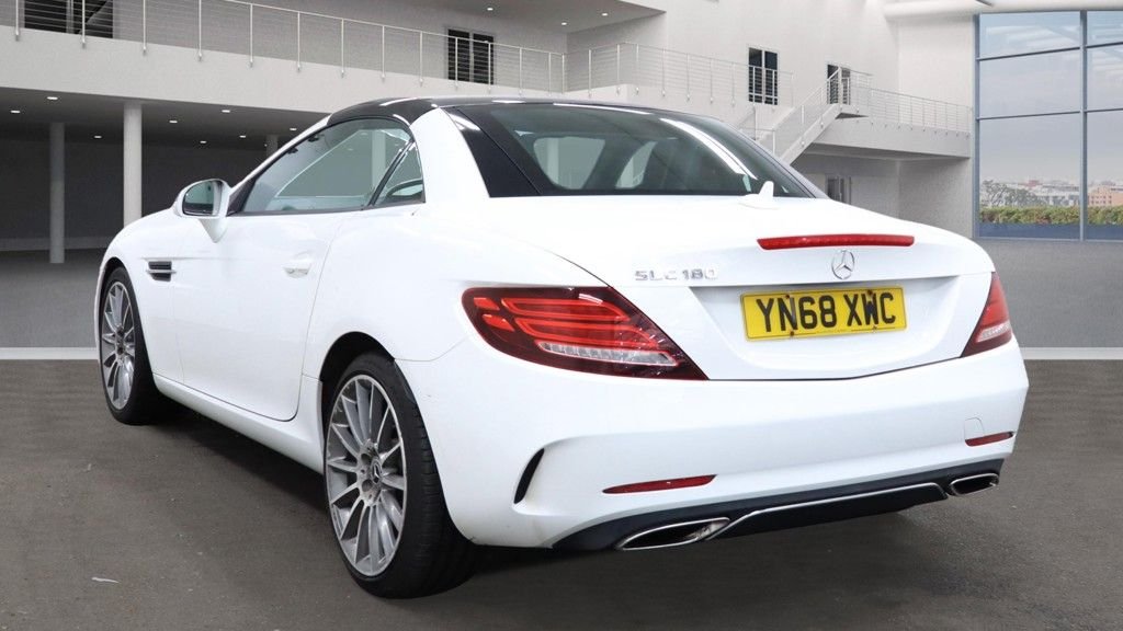 Used Mercedes-Benz SLC 2019 for sale - 76417860: Photo 3