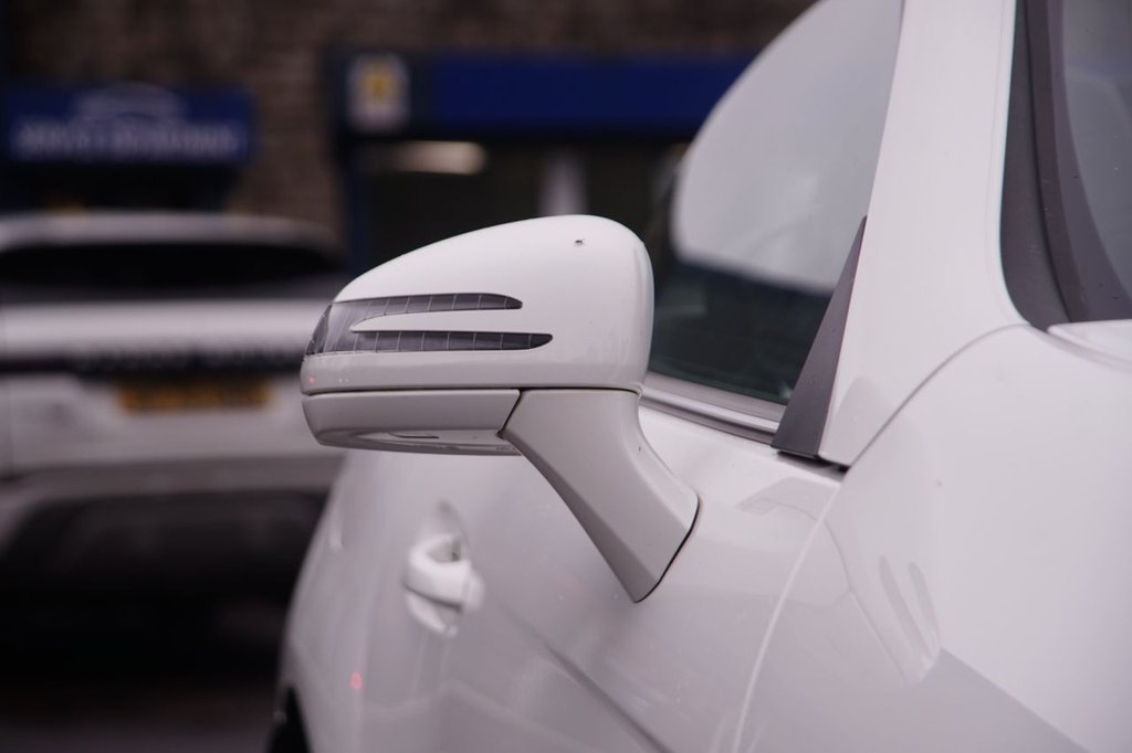 Used Mercedes-Benz SLC 2019 for sale - 76417860: Photo 36