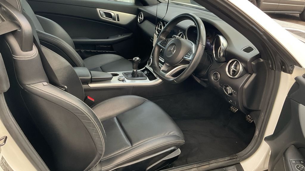 Used Mercedes-Benz SLC 2019 for sale - 76417860: Photo 6