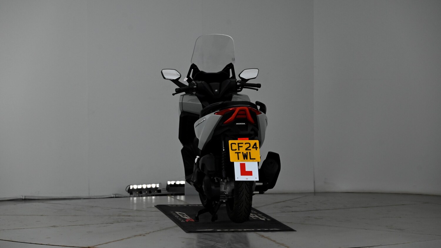 Honda Forza 125