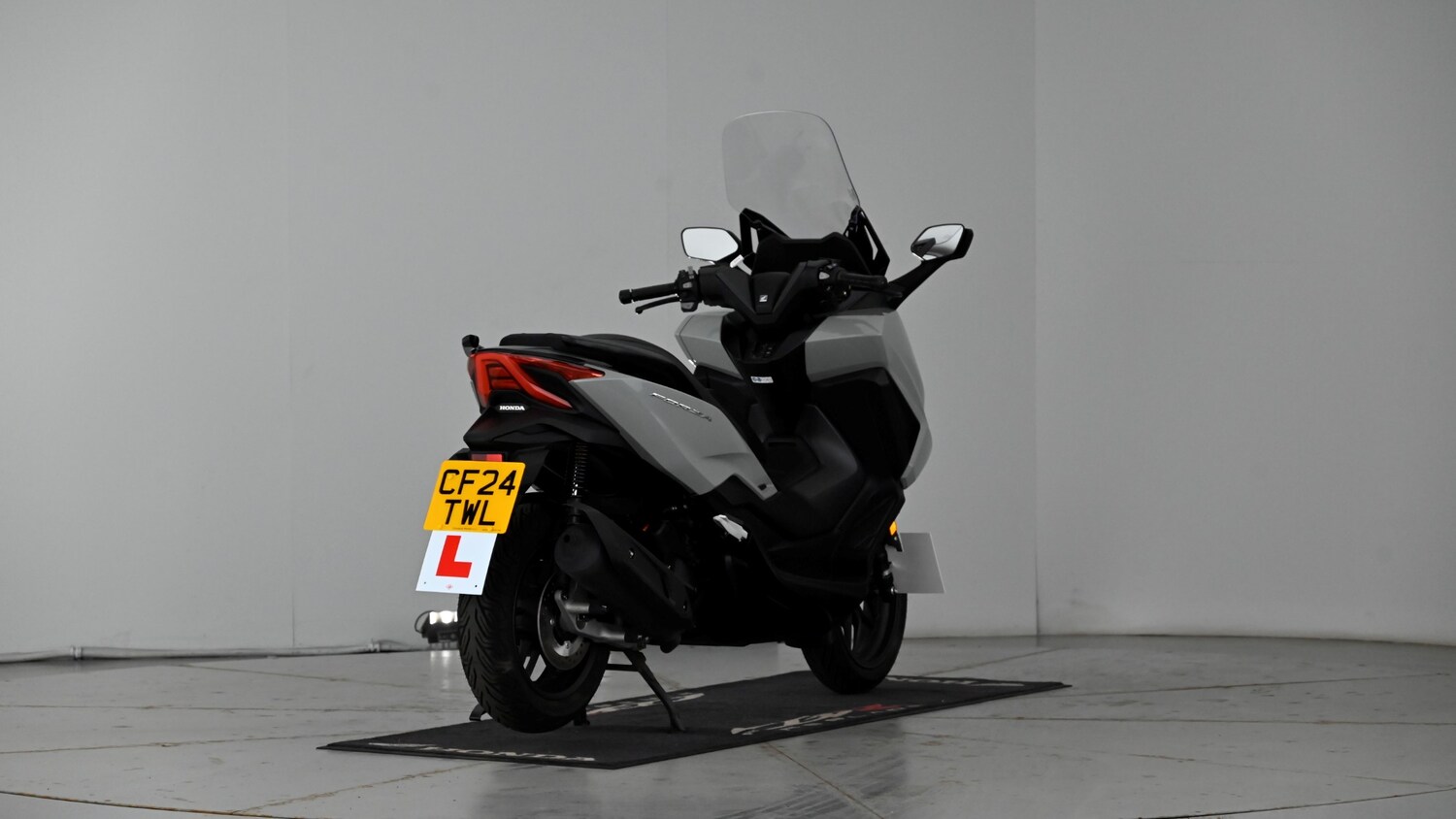 Honda Forza 125