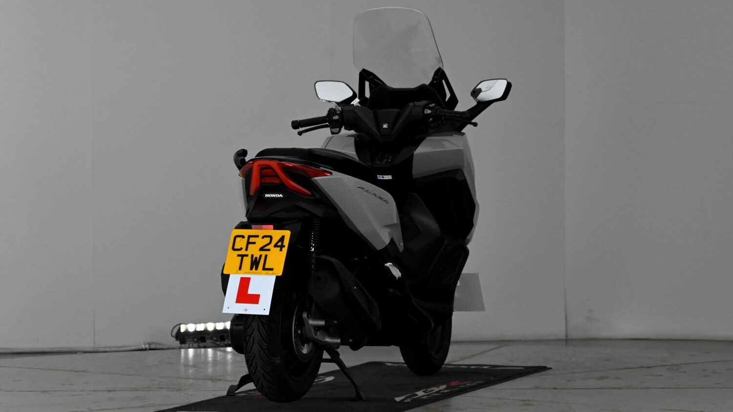 Honda Forza 125