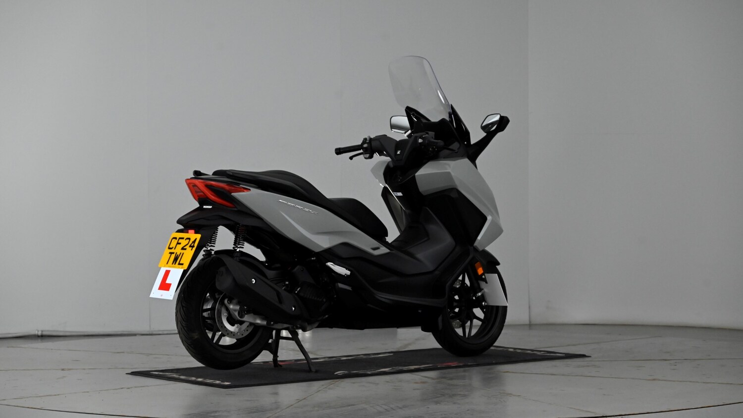 Honda Forza 125