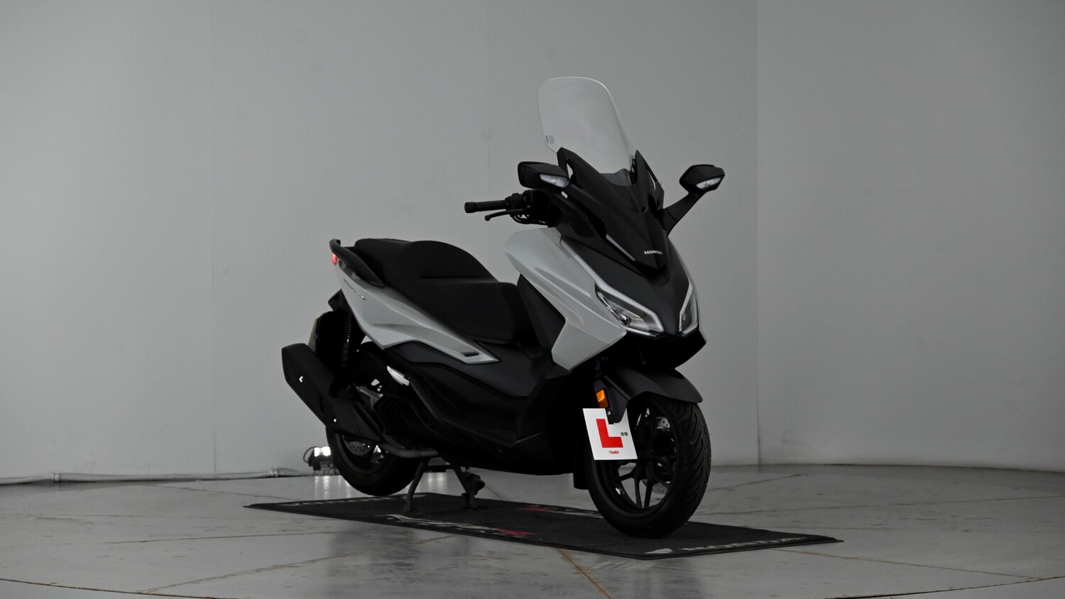 Honda Forza 125