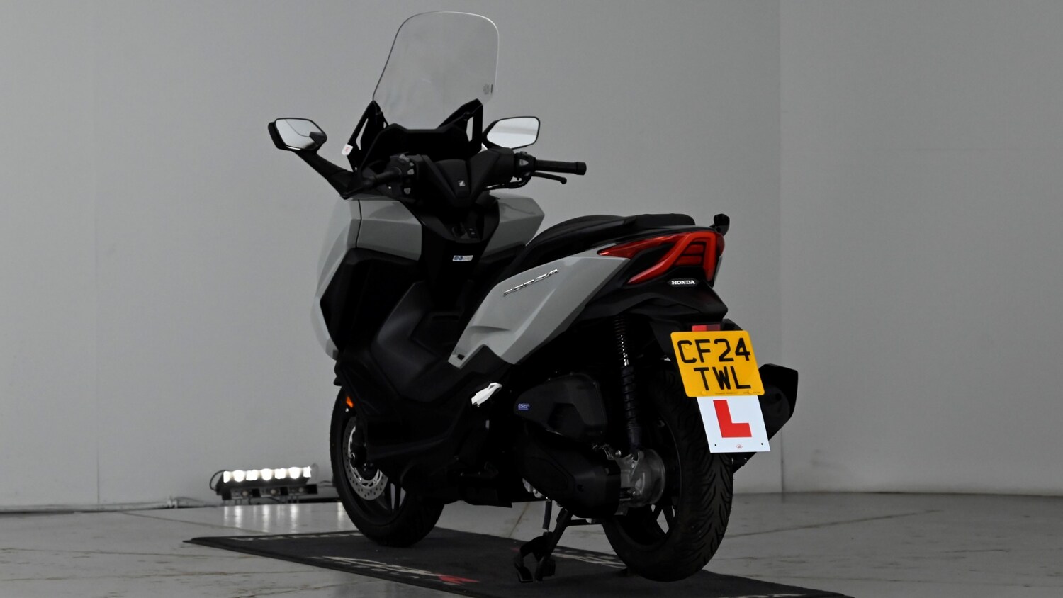 Honda Forza 125