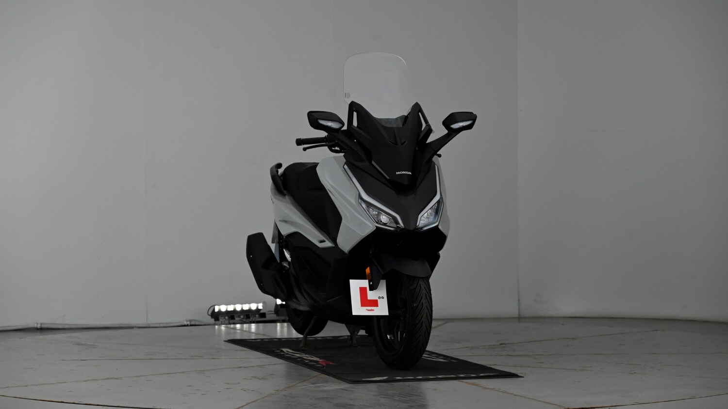 Honda Forza 125
