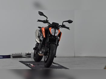 Used KTM 790 Duke 2024 for sale - bike-76873201: Photo