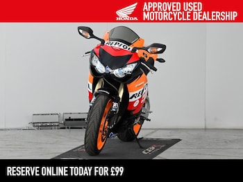 Used Honda CBR1000RR Fireblade 2011 for sale - bike-78824430: Photo