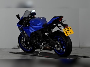 Used Yamaha R1 2023 for sale - bike-77786256: Photo