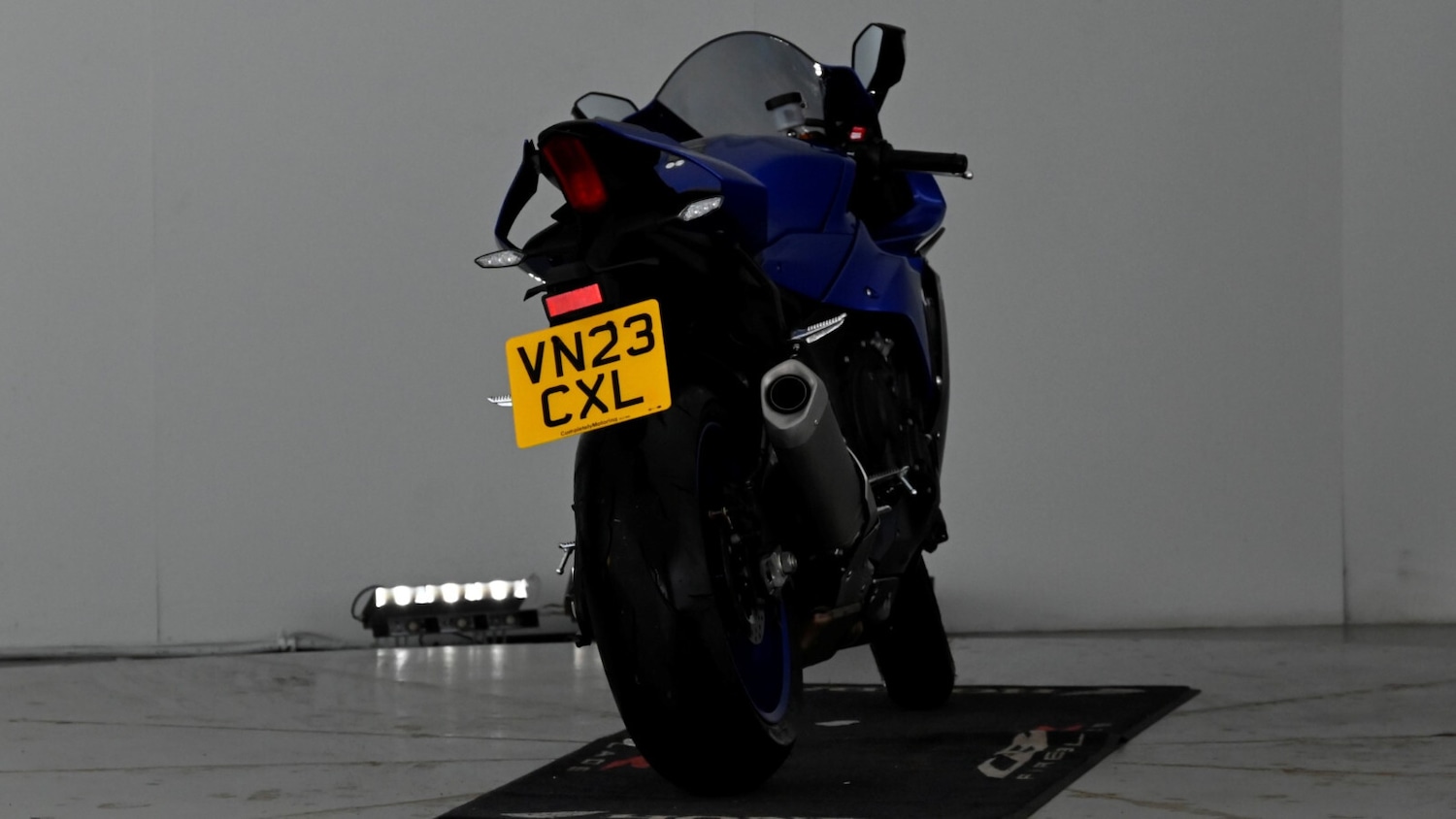 Yamaha R1