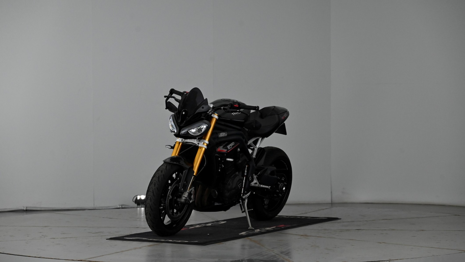 Triumph Speed Triple 1200