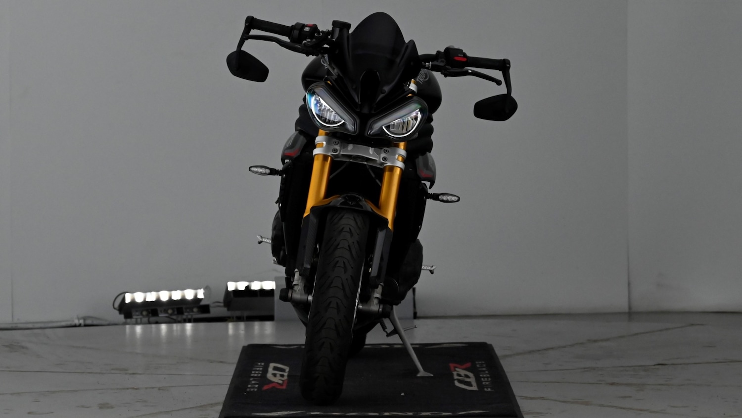 Triumph Speed Triple 1200
