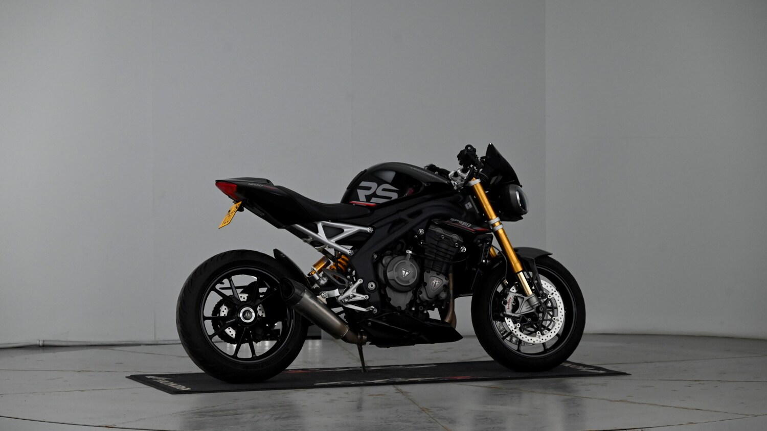 Triumph Speed Triple 1200