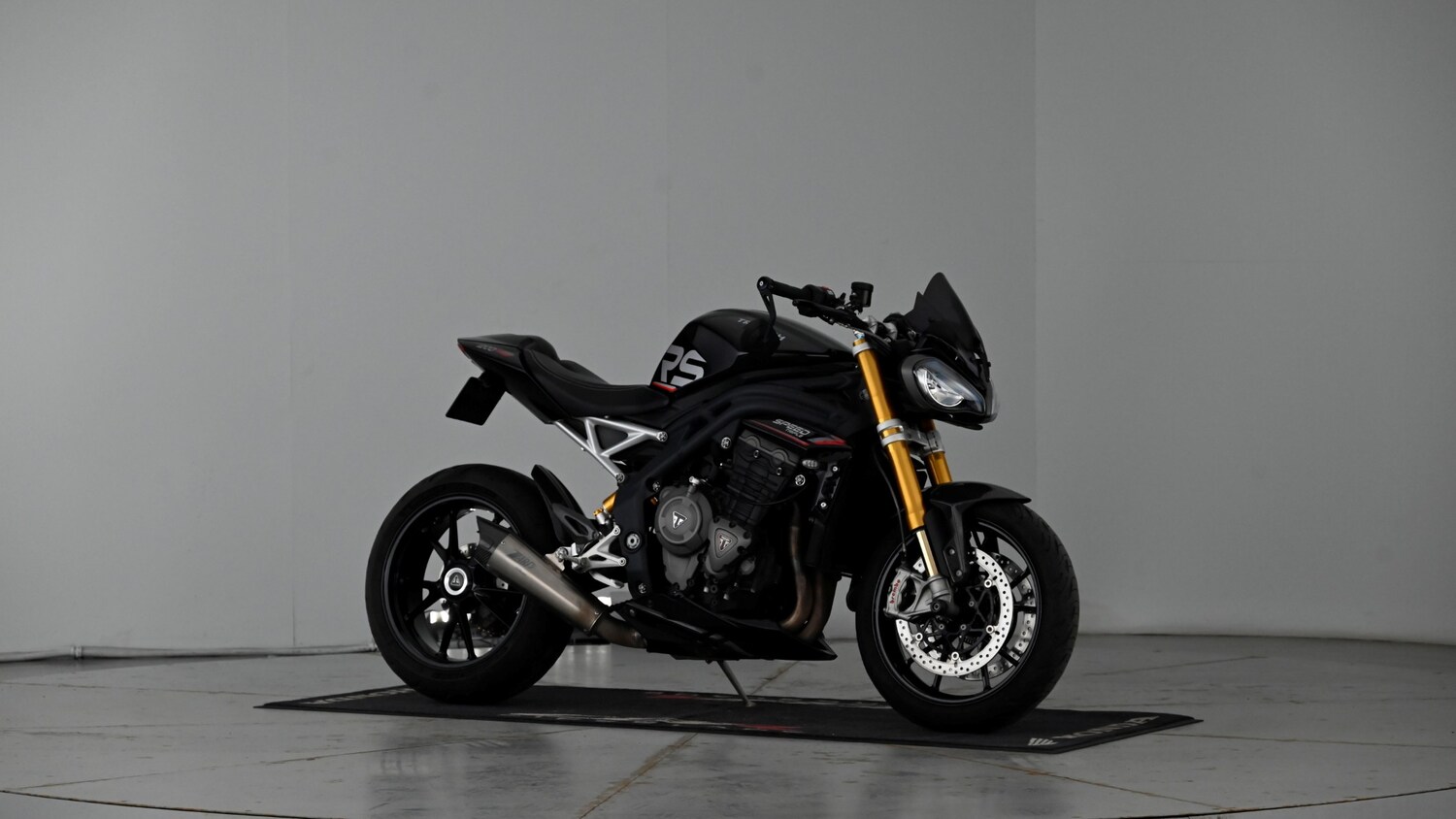 Triumph Speed Triple 1200