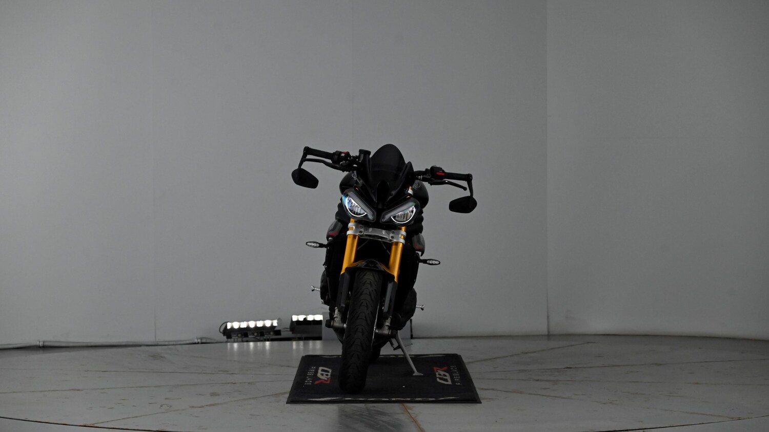 Triumph Speed Triple 1200