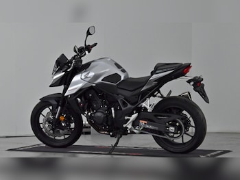 Used Honda CB750 Hornet undefined for sale - bike-76873717: Photo