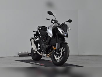 Used Honda CB750 Hornet undefined for sale - bike-76873717: Photo