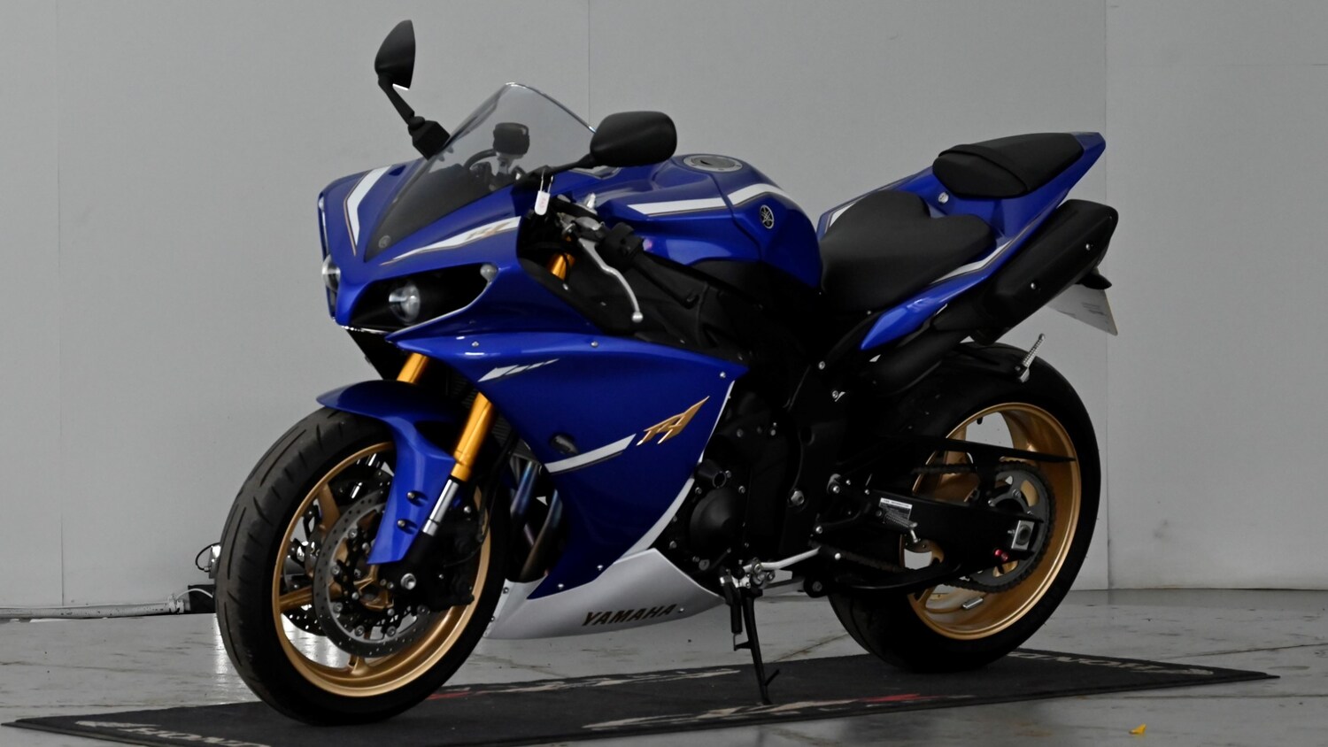 Yamaha R1