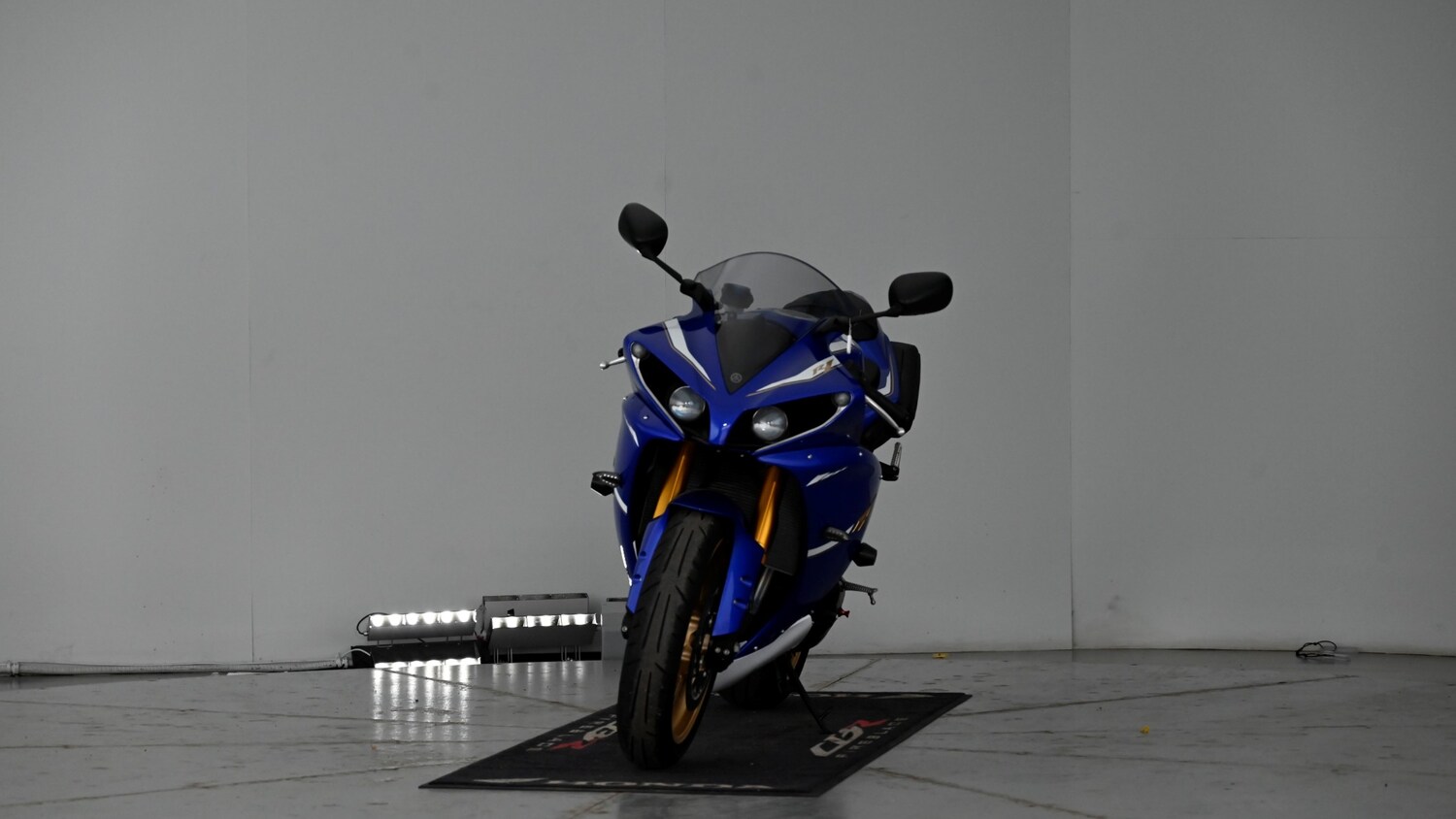 Yamaha R1