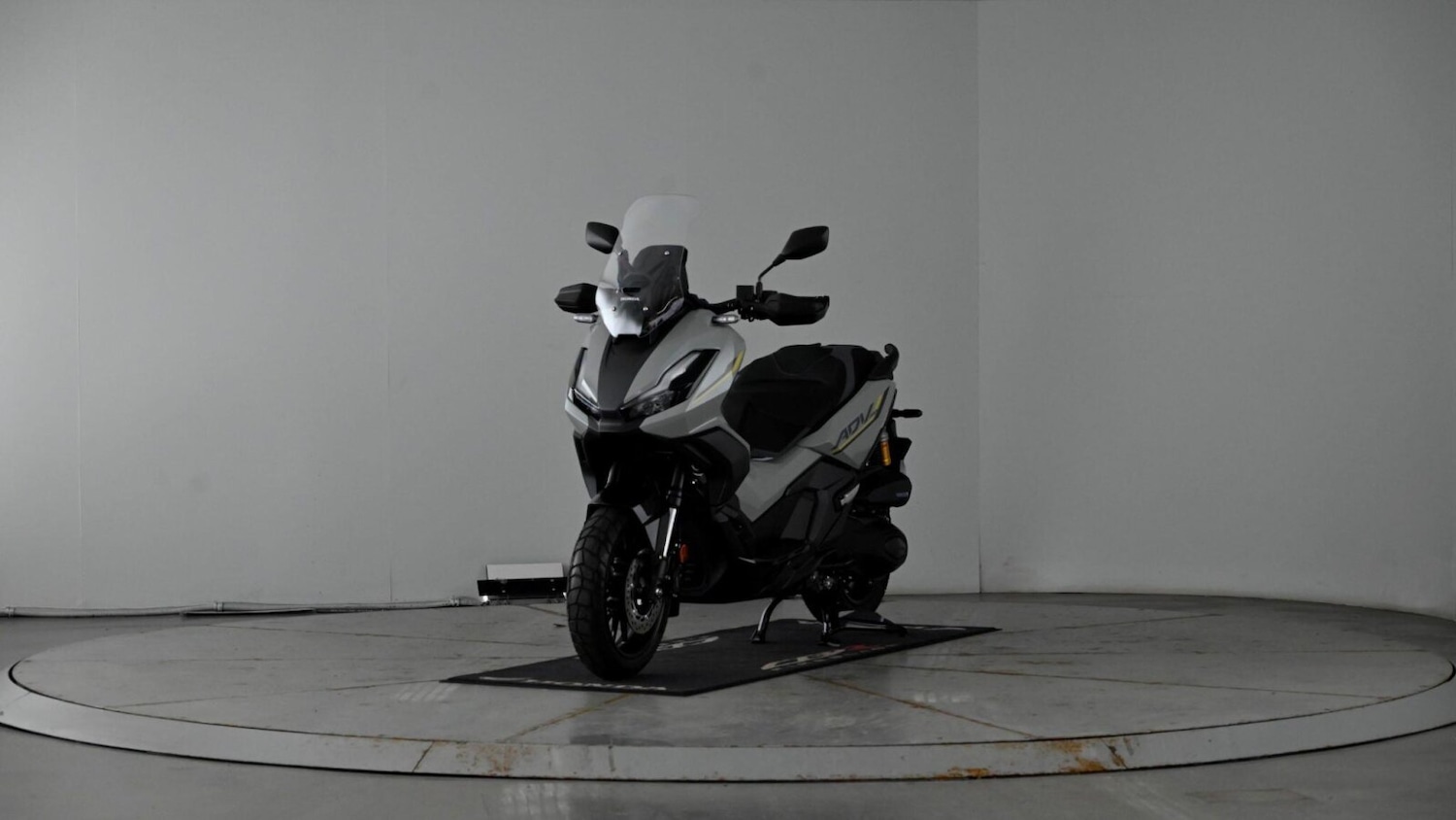 Used Honda ADV 350 for sale - 77975467: Photo 11
