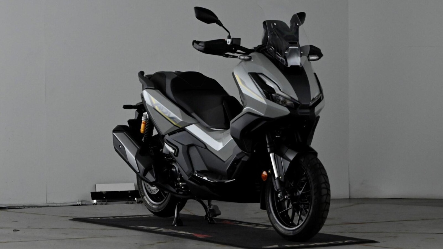 Used Honda ADV 350 for sale - 77975467: Photo 3