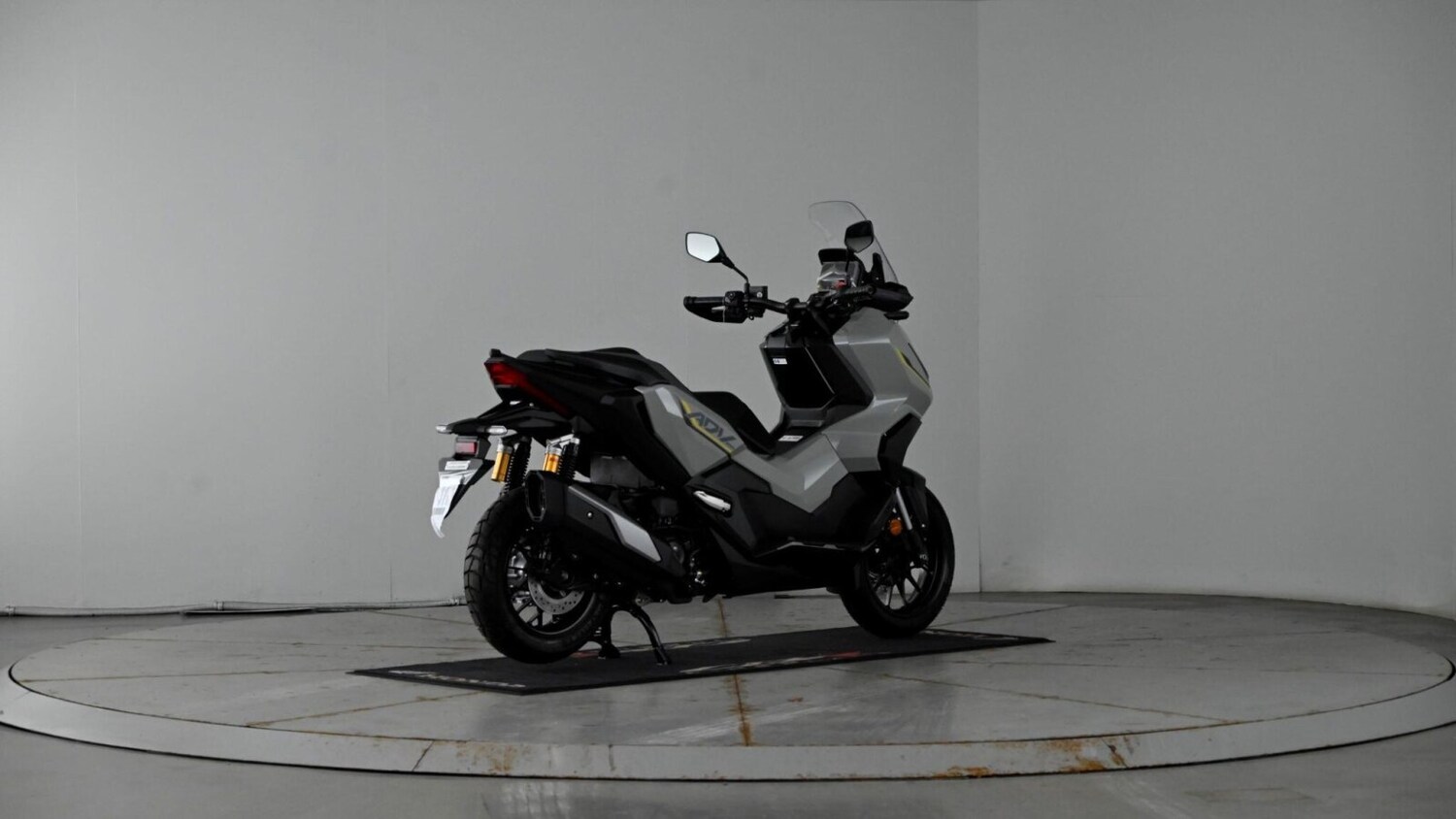 Used Honda ADV 350 for sale - 77975467: Photo 31
