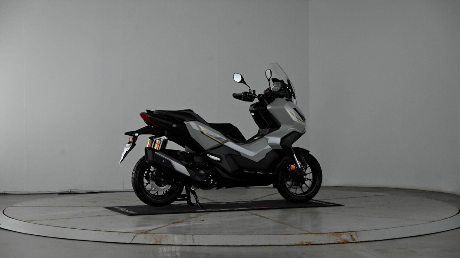 Used Honda ADV 350 for sale - 77975467: Photo 33