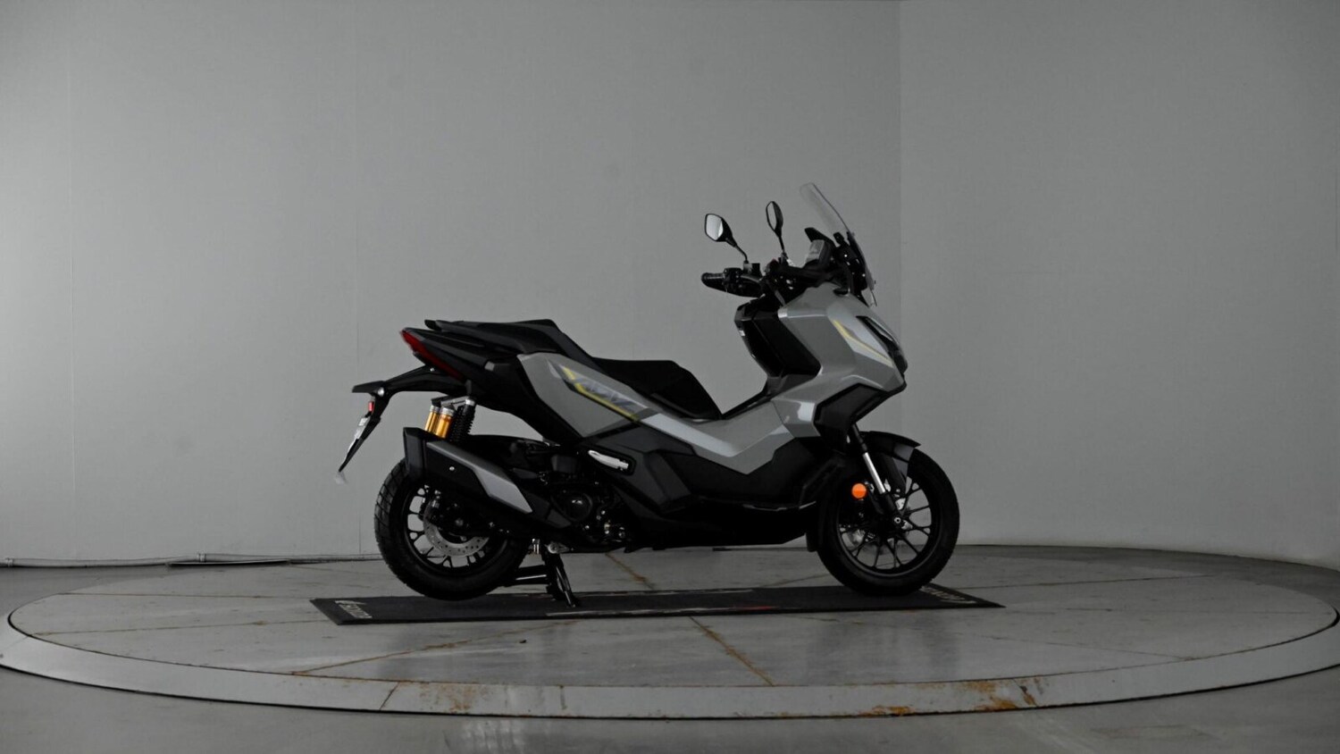 Used Honda ADV 350 for sale - 77975467: Photo 34
